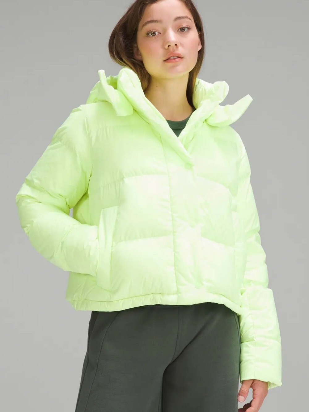 Lululemon Women's Wunder Puff removal Hood  new without tags